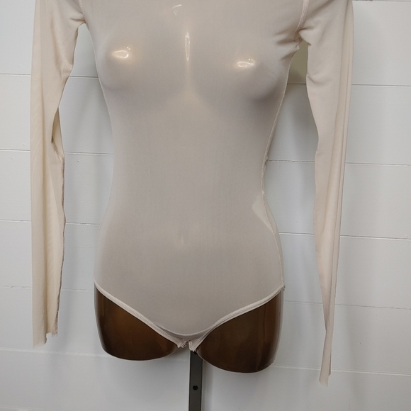 ARITZIA Wilfred Free Zosia mesh bodysuit XXS - Picture 4 of 10